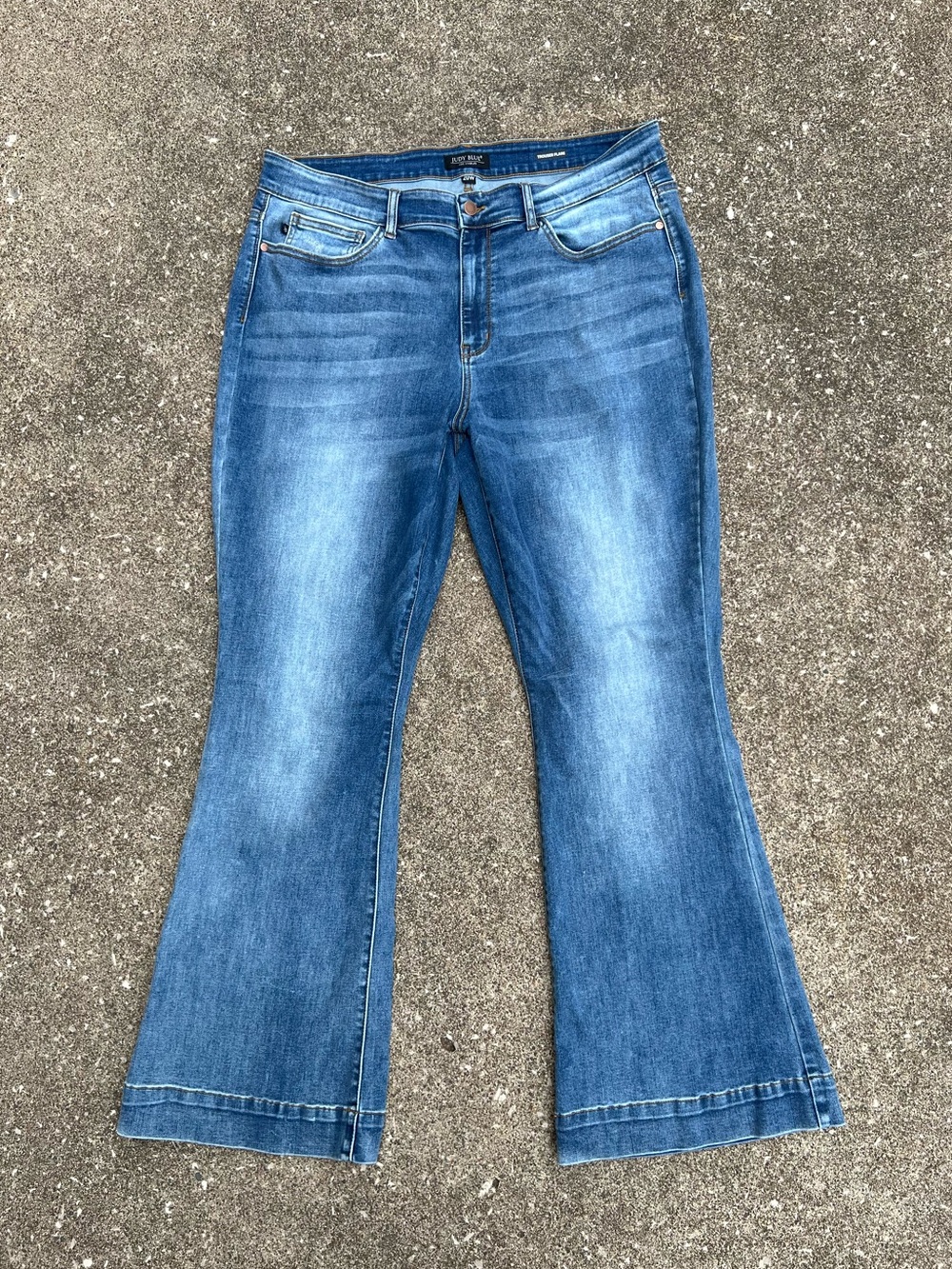 Judy Blue Trouser Flare Jeans